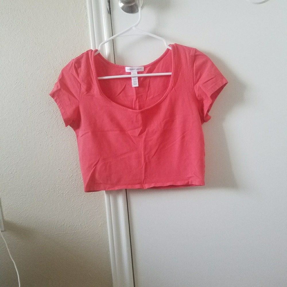 Scoop neck top